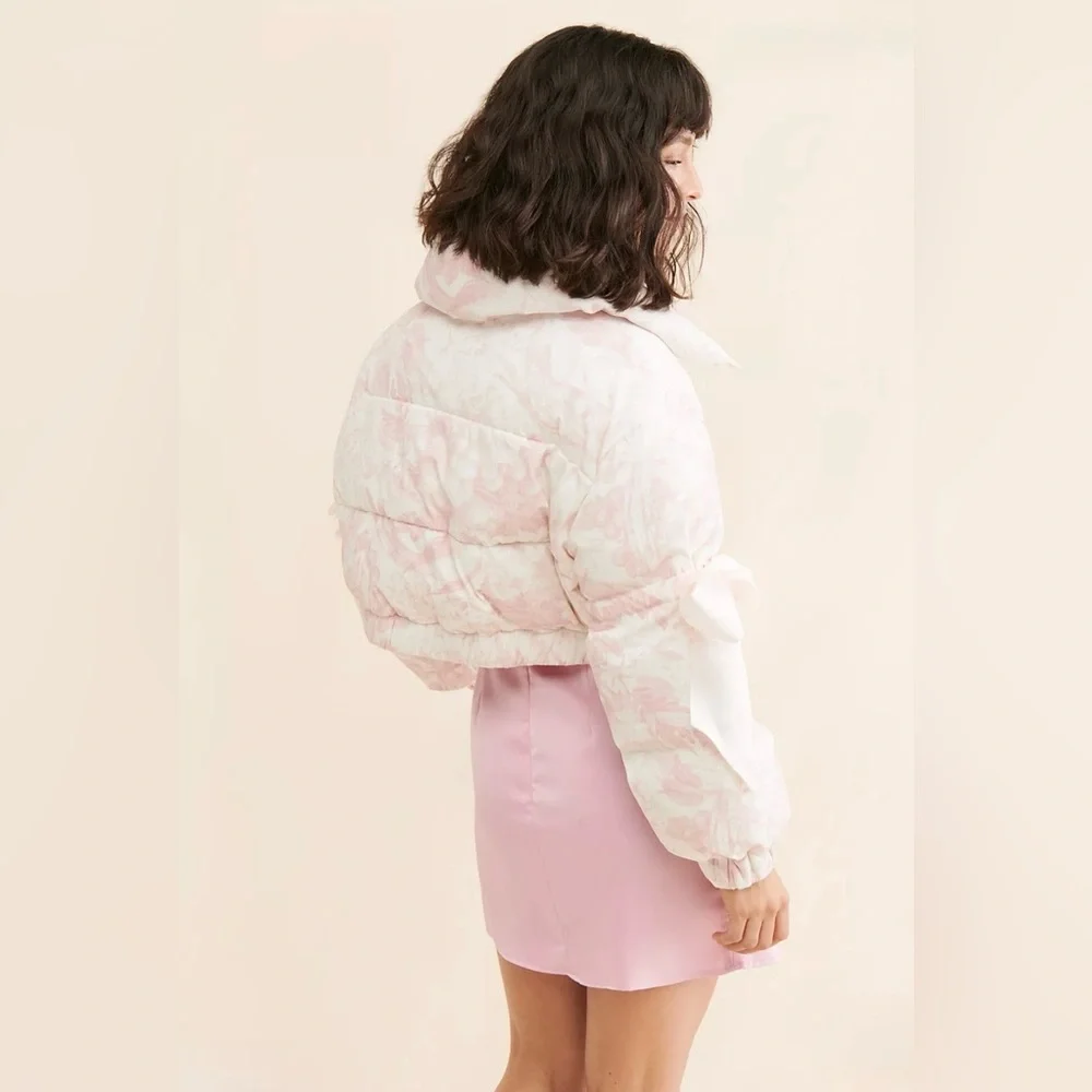 Selkie The Castle Pink Floral Marshmallow Puffer Womens Large Jacket- coquette - Picture 3 of 16